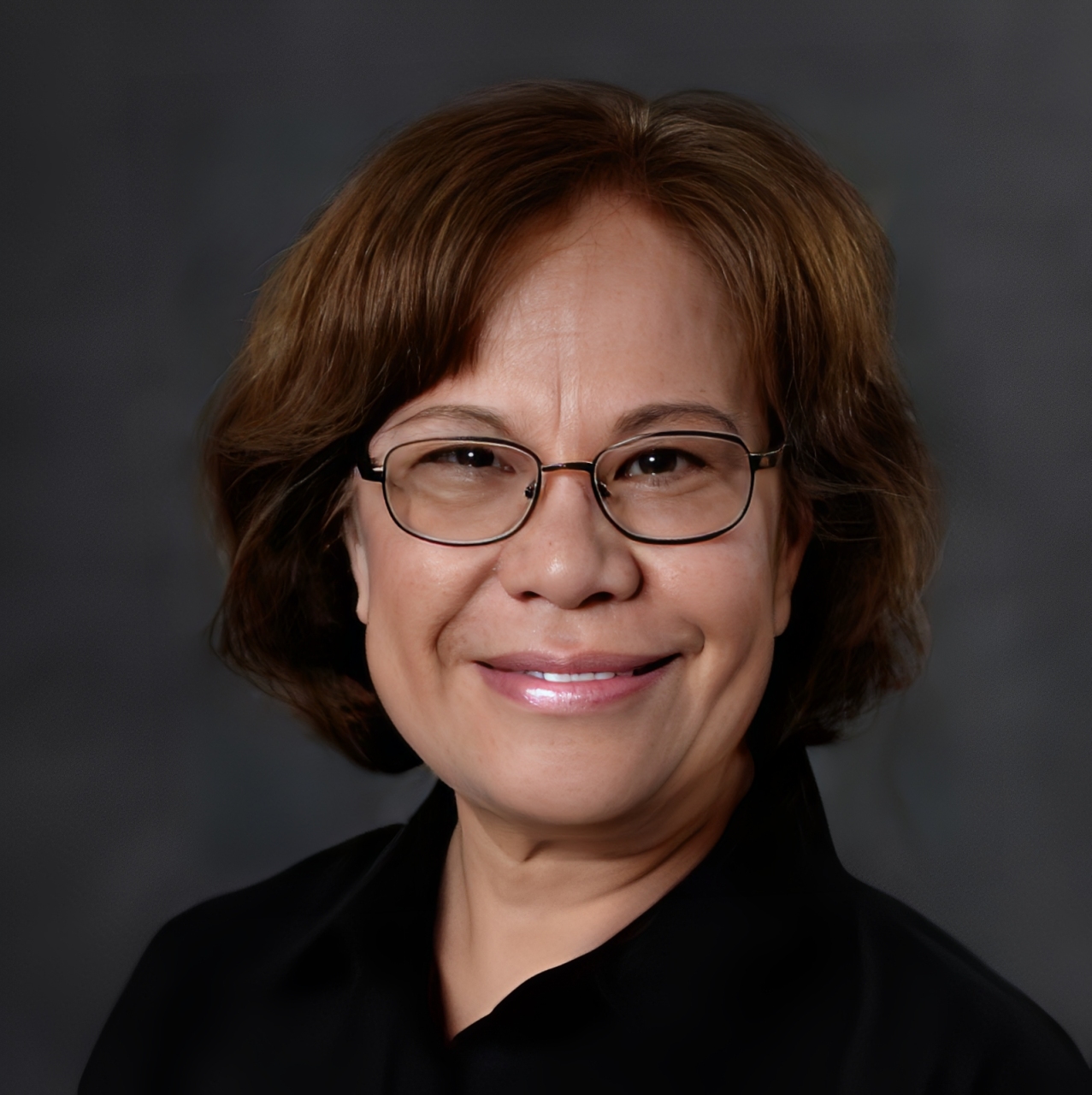 Evangelyn Alocilja headshot.