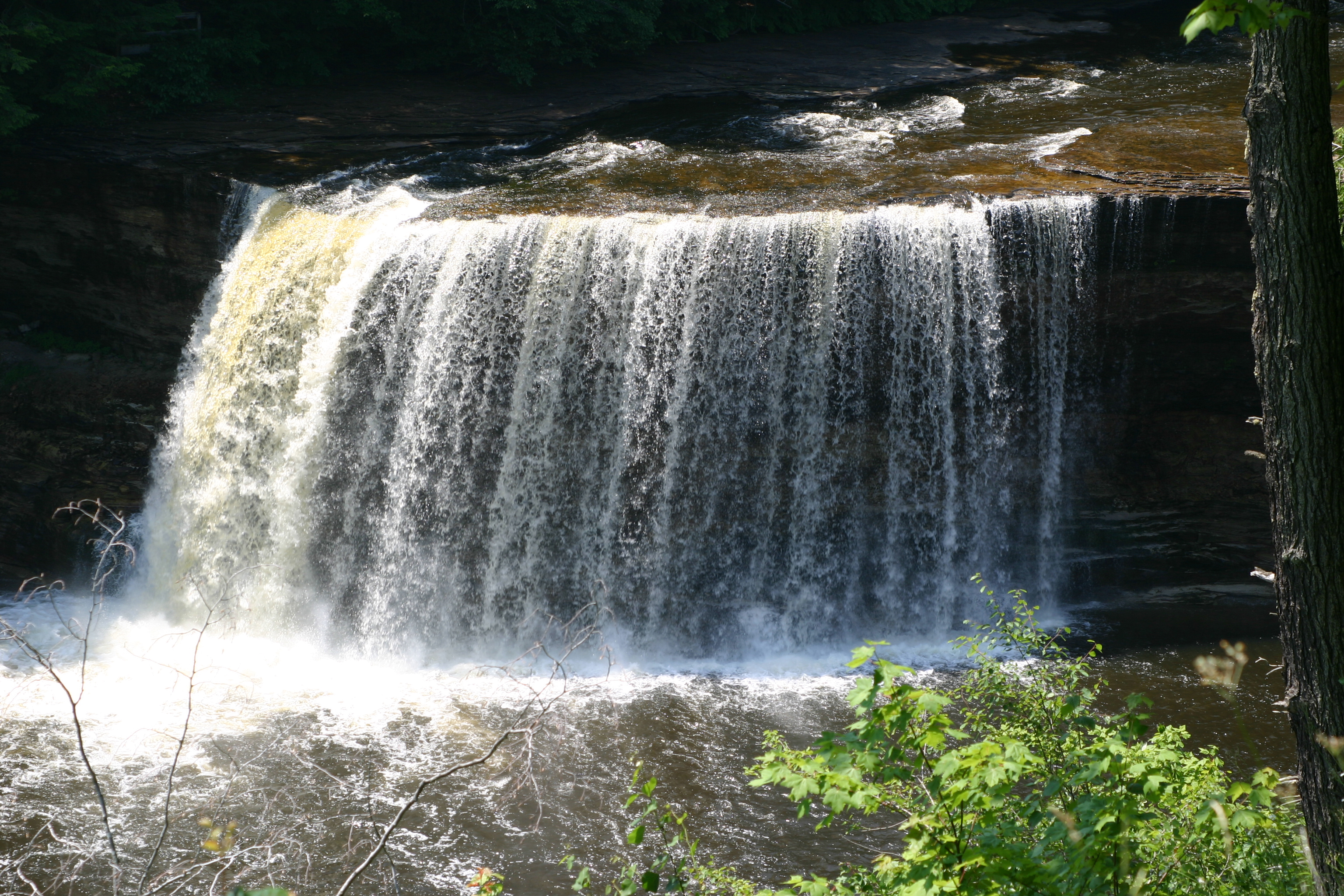 Waterfall over rocks.